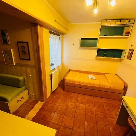 Lucia House *